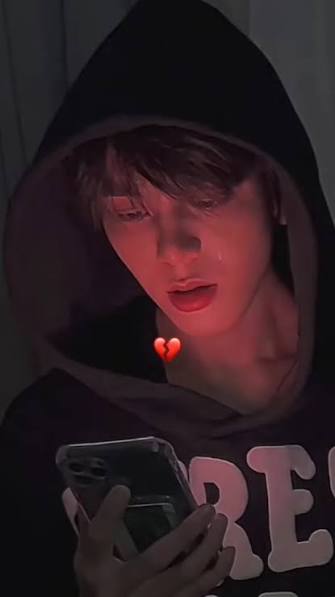Broken Heart Alone Boy DP for a Sad Mood
