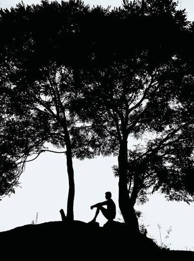How to Choose the Right alone boy black and white  Wallpaper
