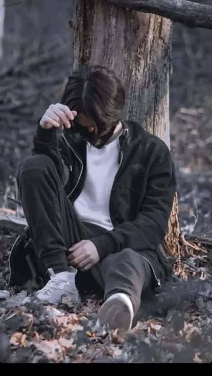 Sad DP Boy Alone for WhatsApp